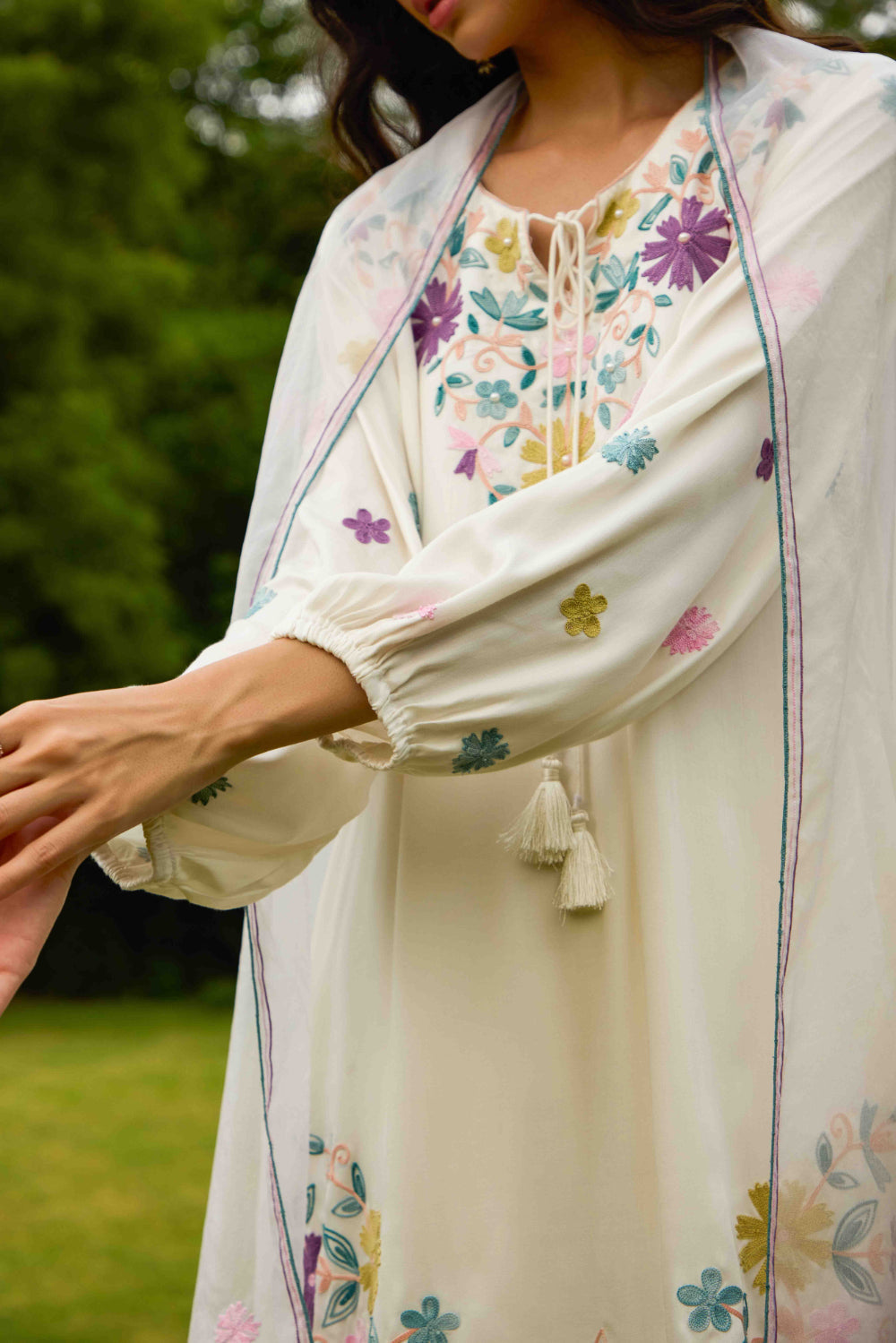 Ivory Shell Embellished Kurta Set with Straight Pants