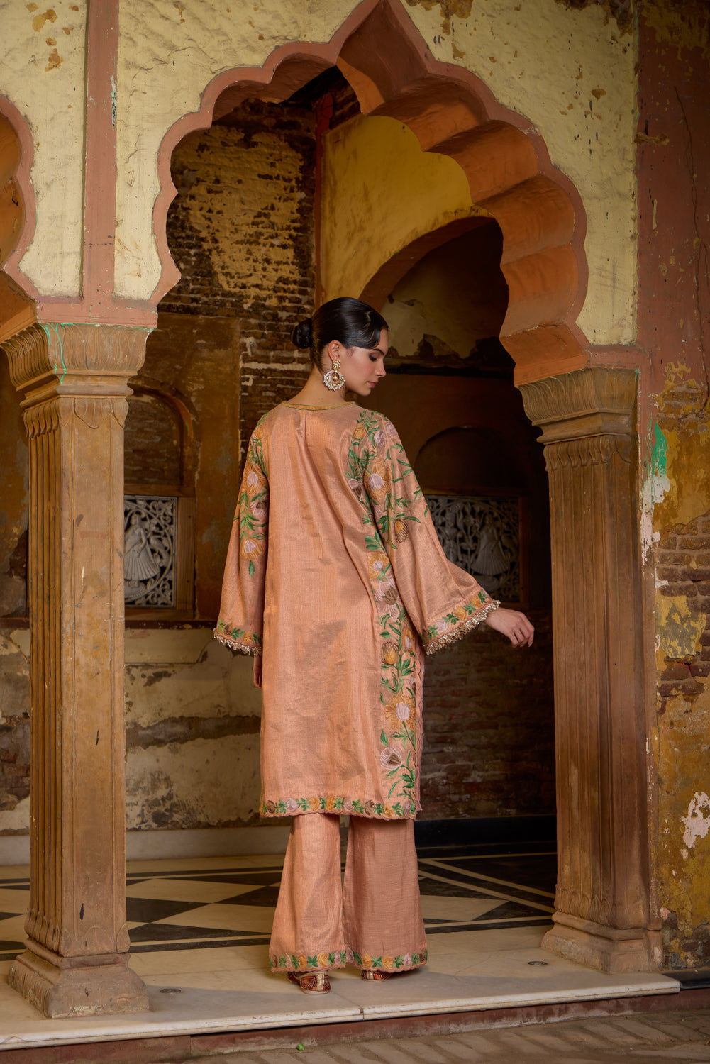 Suraiya Copper Rose Gold Tissue Kalidaar Kurta Set