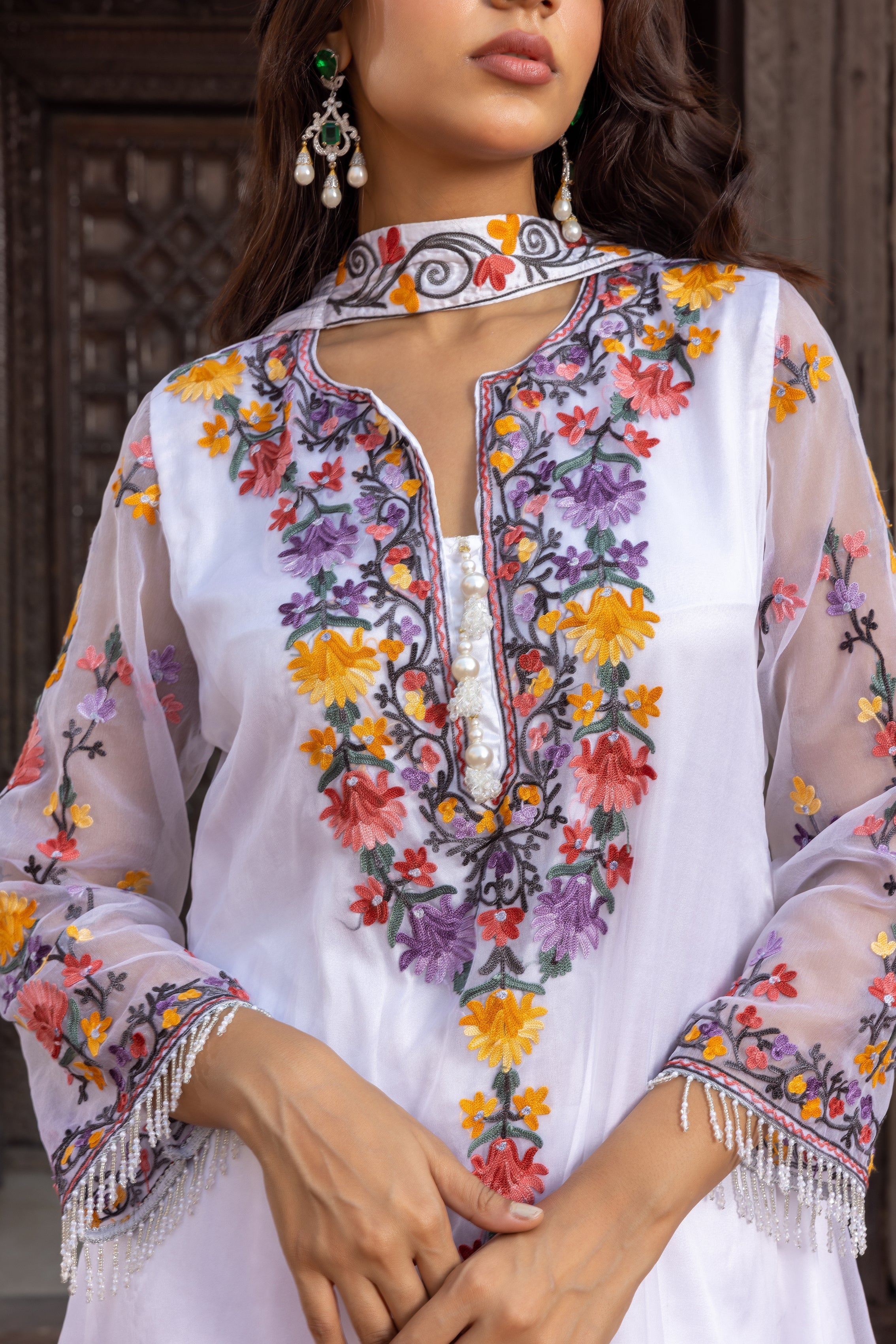 White Khwabeeda Organza Kurta Set