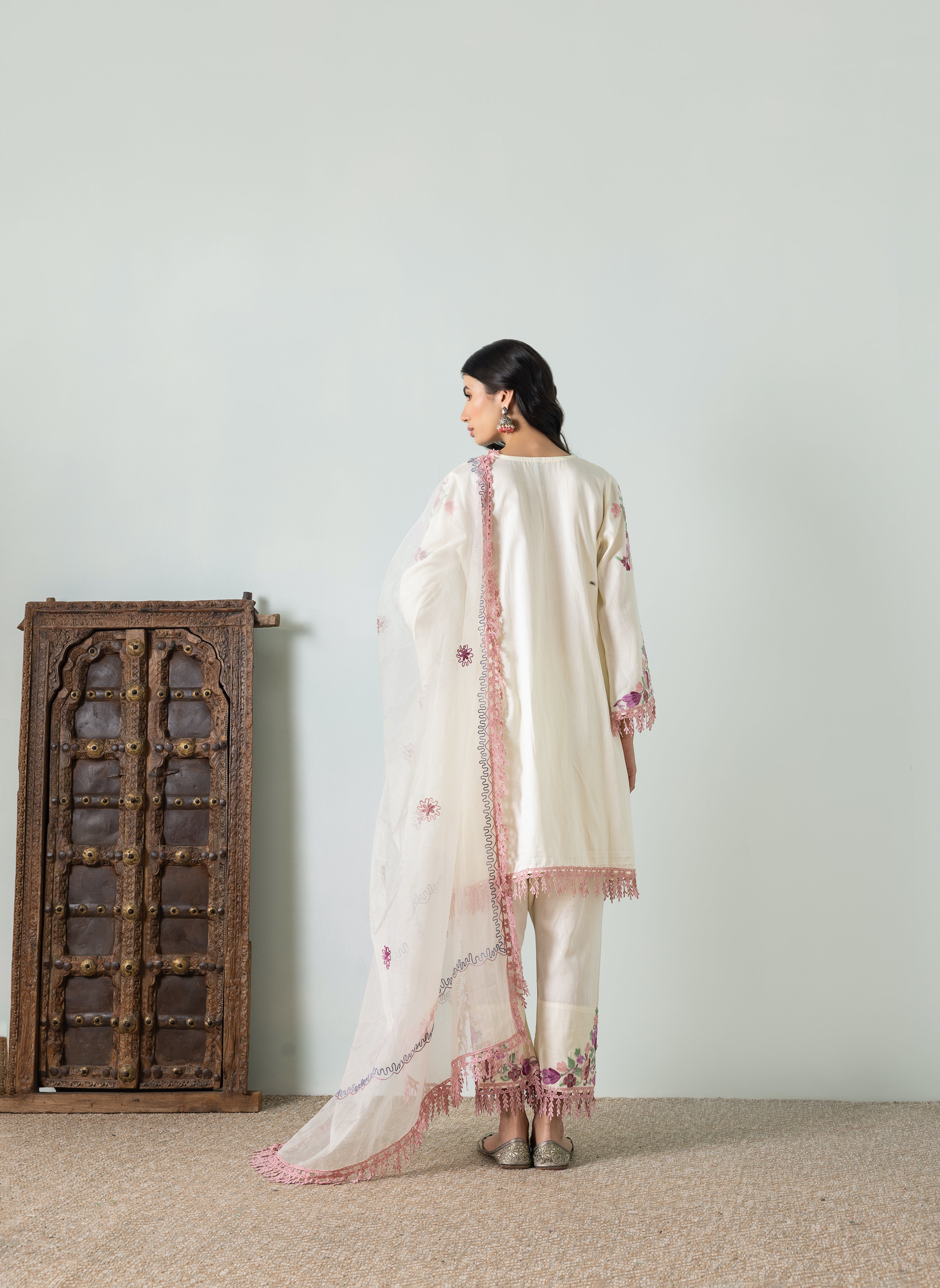 Cream Shades of Pink Cotton Pheran Set